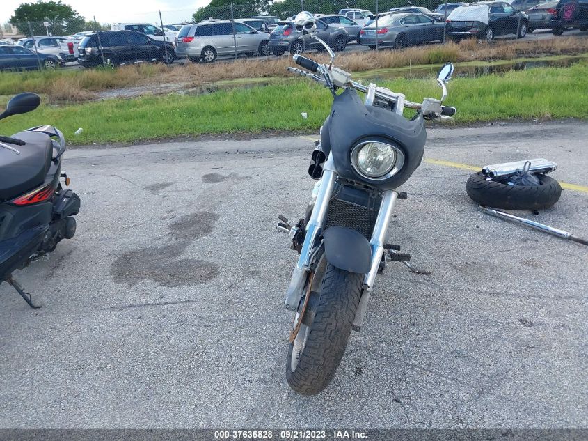 2002 HONDA VTX1800 C 1HFSC46202A000082