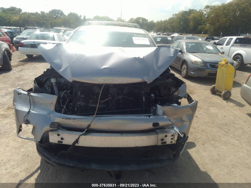 2016 TOYOTA HIGHLANDER LE/LE PLUS - 5TDBKRFH1GS333819