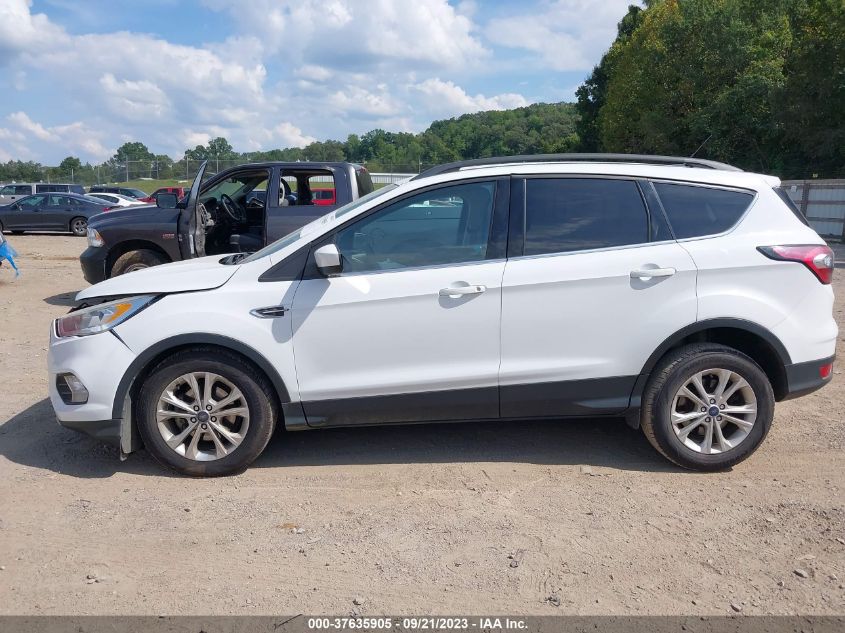 2017 FORD ESCAPE SE - 1FMCU0GD3HUD84043