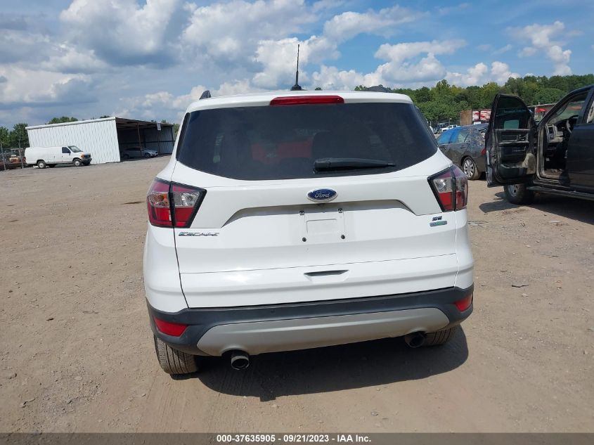 2017 FORD ESCAPE SE - 1FMCU0GD3HUD84043