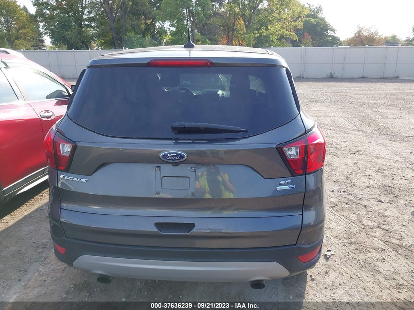VIN 1FMCU9GD2KUA98454 2019 FORD ESCAPE SE