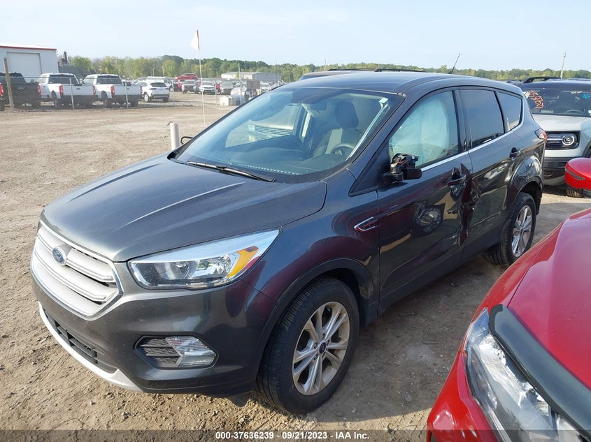 VIN 1FMCU9GD2KUA98454 2019 FORD ESCAPE SE