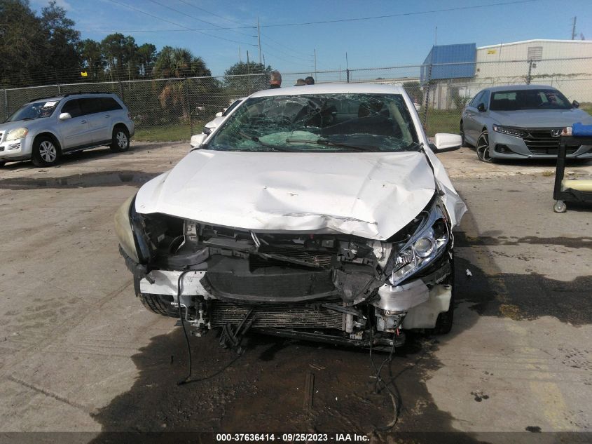 2014 CHEVROLET MALIBU LT - 1G11C5SL4EF271902