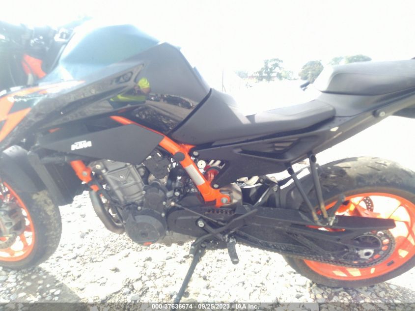 2022 KTM 890 DUKE R - VBKTU9406NM840119