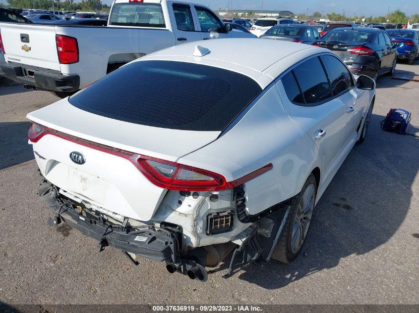 2018 KIA STINGER - KNAE15LA5J6031129