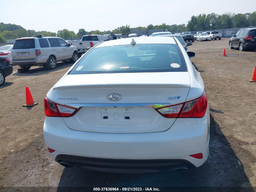 2014 HYUNDAI SONATA SE - 5NPEC4AB3EH851837