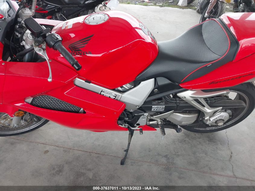 2005 HONDA VFR800 JH2RC46125M700552
