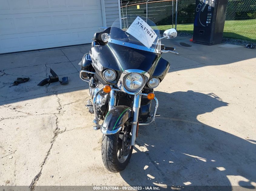 2015 KAWASAKI VN1700 B JKBVNRB1XFA010013