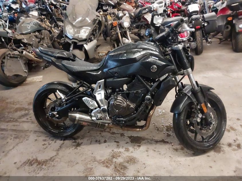 2017 YAMAHA FZ07 JYARM06E7HA012873