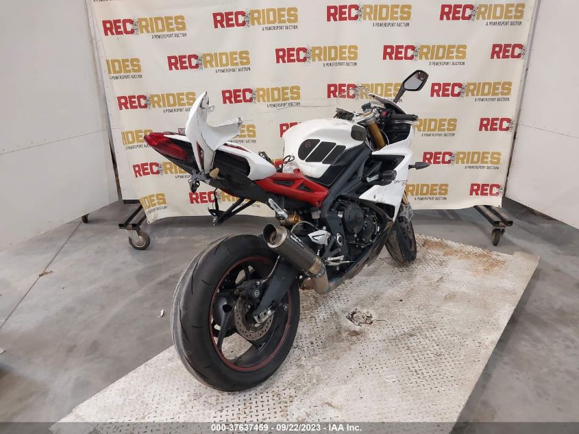 2017 TRIUMPH MOTORCYCLE DAYTONA 675R ABS - SMTA02YK3HJ785711