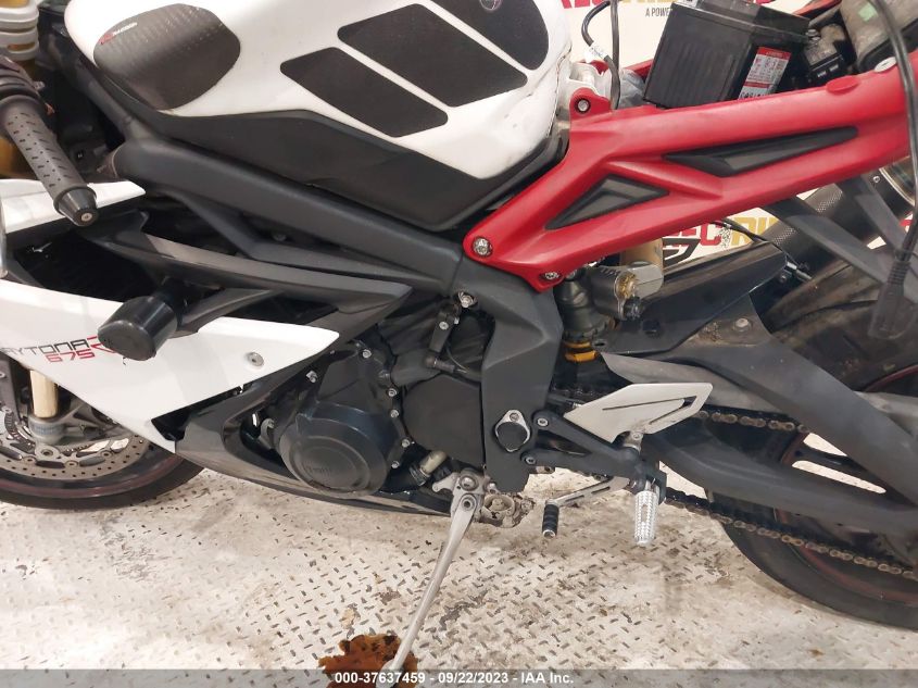 2017 TRIUMPH MOTORCYCLE DAYTONA 675R ABS - SMTA02YK3HJ785711