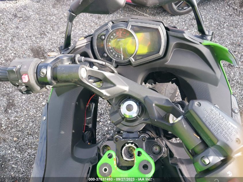 2018 KAWASAKI NINJA 650 JKAEXEK13JGA12140