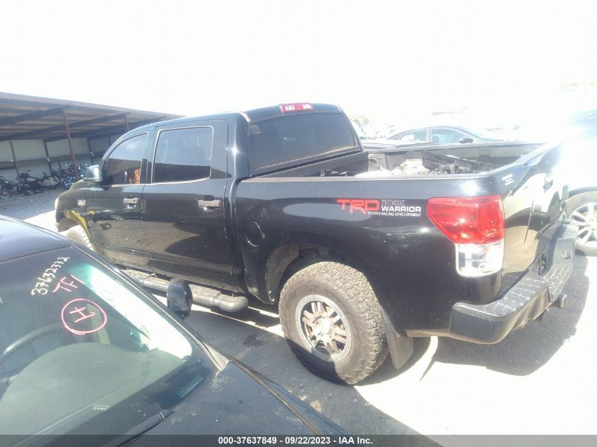 2013 TOYOTA TUNDRA 4WD TRUCK - 5TFDW5F11DX291036