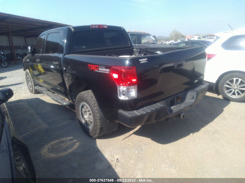 2013 TOYOTA TUNDRA 4WD TRUCK - 5TFDW5F11DX291036