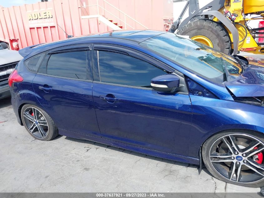 2016 FORD FOCUS ST 1FADP3L93GL216092