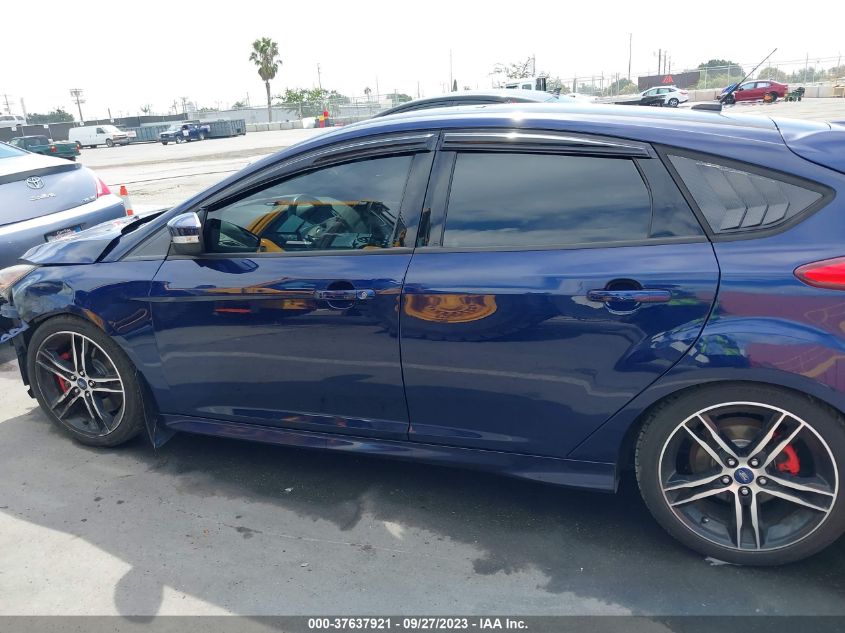 2016 FORD FOCUS ST 1FADP3L93GL216092