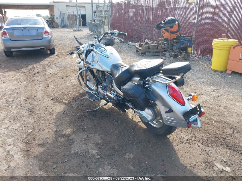 2006 HONDA VTX1300 R 1HFSC52676A310072