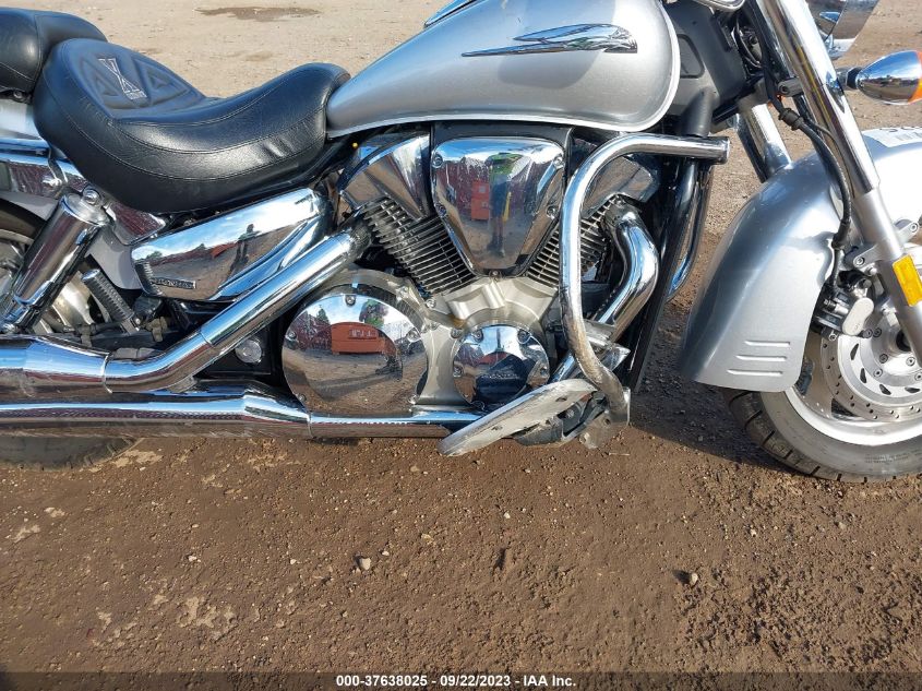 2006 HONDA VTX1300 R 1HFSC52676A310072