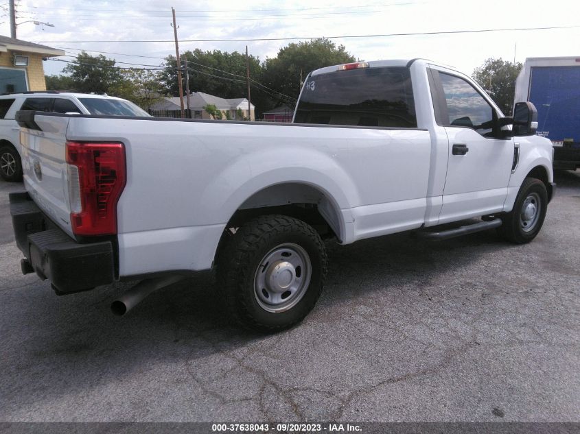 1FTBF2A60KED13187 Ford Super Duty F-250 SRW XL/XLT 4