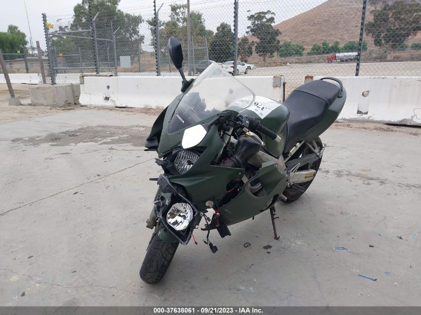 2004 HONDA CBR600 F4 - JH2PC35124M500031