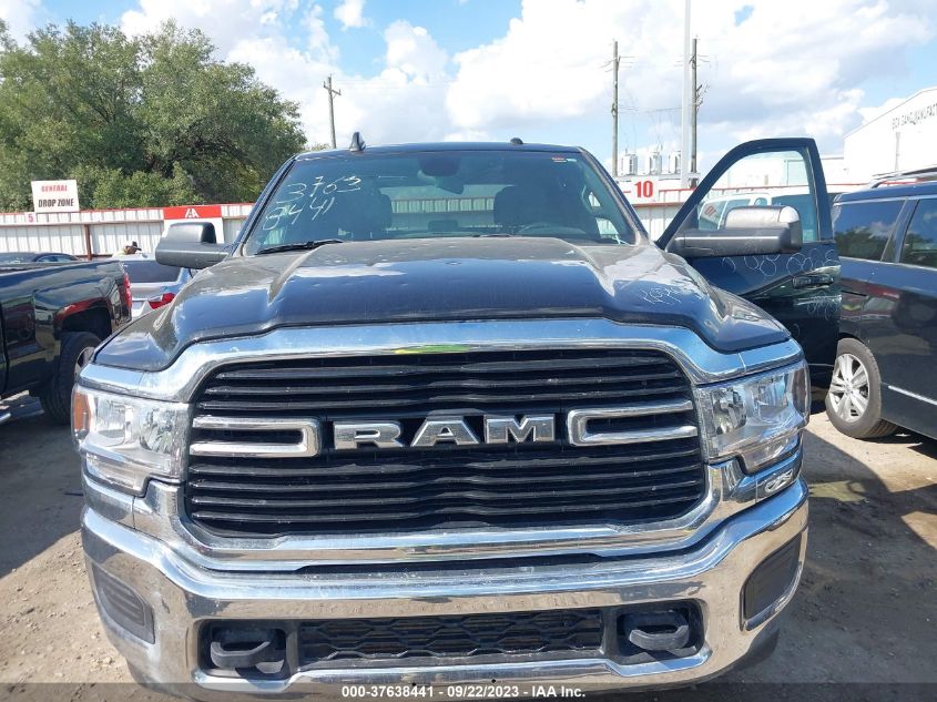 3C6UR5DL0MG555158 RAM 2500 BIG HORN 6