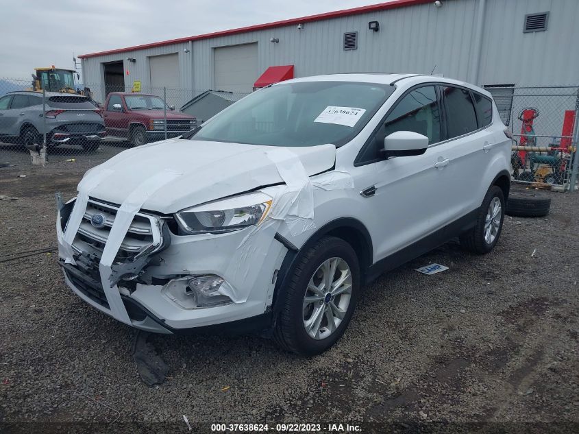 2017 FORD ESCAPE SE - 1FMCU9G94HUA24649