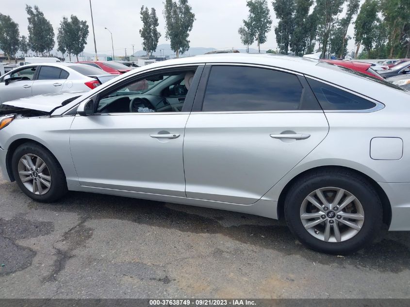 2016 HYUNDAI SONATA 2.4L SE - 5NPE24AF0GH360909