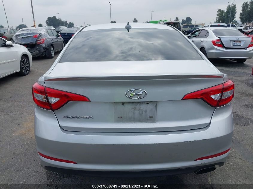 2016 HYUNDAI SONATA 2.4L SE - 5NPE24AF0GH360909