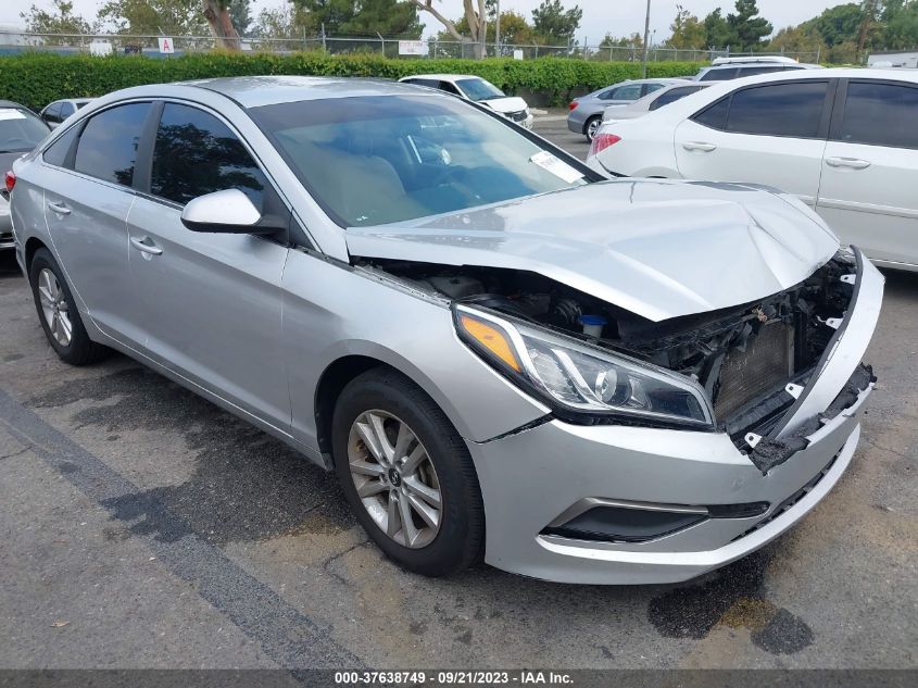 2016 HYUNDAI SONATA 2.4L SE - 5NPE24AF0GH360909