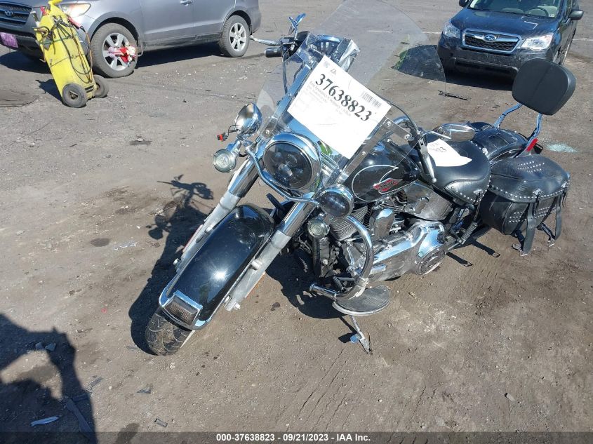 2010 HARLEY-DAVIDSON FLSTC - 1HD1BW518AB024408