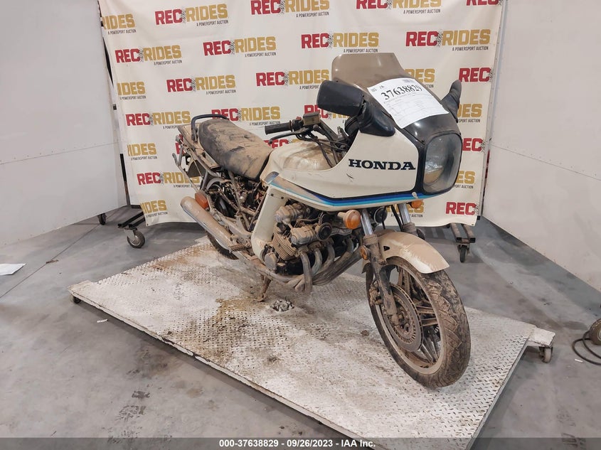 JH2SC0606CC401750 HONDA CBX Photo 1