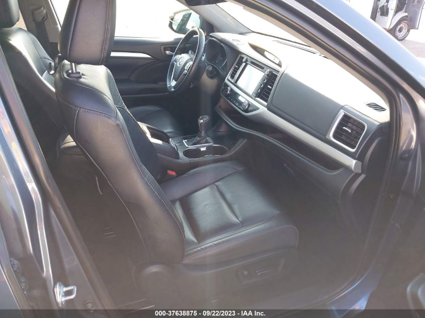 2019 TOYOTA HIGHLANDER SE/XLE - 5TDJZRFH6KS990602
