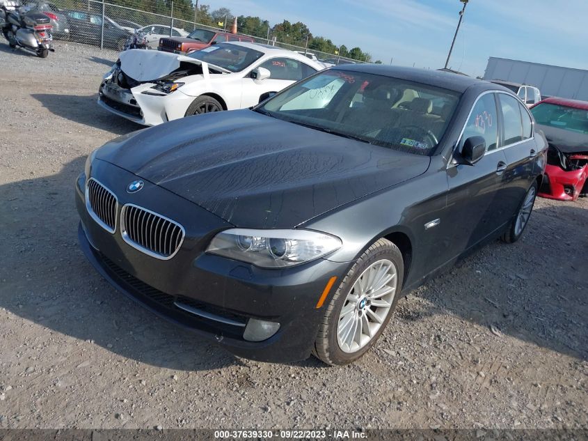 2013 BMW 5 SERIES 535I XDRIVE - WBAFU7C50DDU67638
