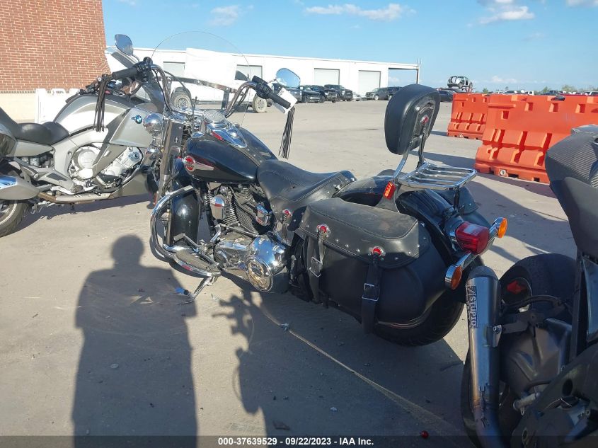 2016 HARLEY-DAVIDSON FLSTC HERITAGE SOFTAIL CLASSIC - 1HD1BWV17GB039331