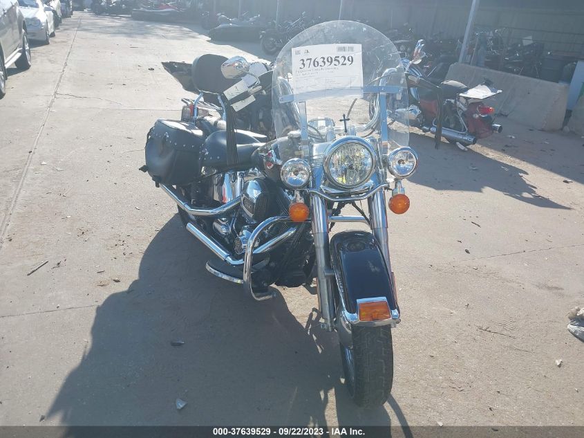 2016 HARLEY-DAVIDSON FLSTC HERITAGE SOFTAIL CLASSIC - 1HD1BWV17GB039331