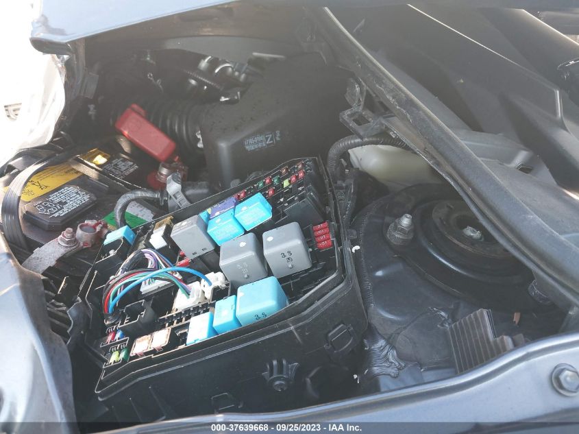 2015 TOYOTA COROLLA L/LE/S/S PLUS/LE PLUS - 5YFBURHE7FP299826