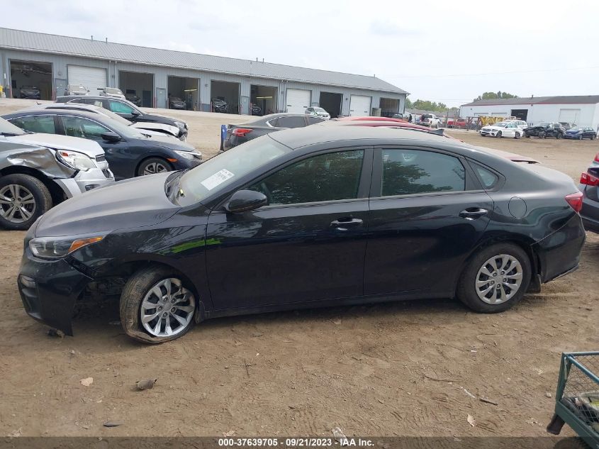 3KPF24ADXME374500 Kia Forte FE 15