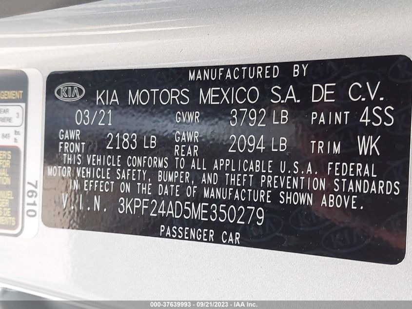 3KPF24AD5ME350279 Kia Forte LXS 9