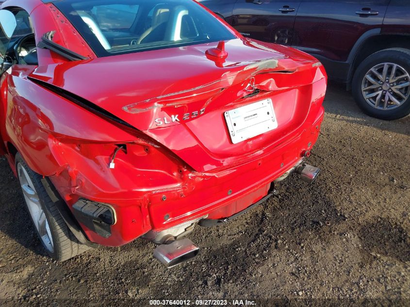 2013 MERCEDES-BENZ SLK-CLASS SLK 250 WDDPK4HA7DF051789