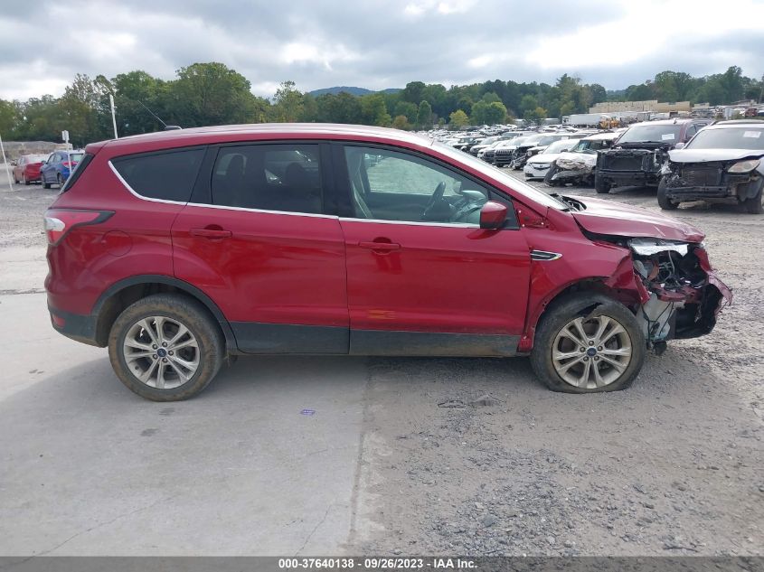 2017 FORD ESCAPE SE - 1FMCU9G90HUB26241