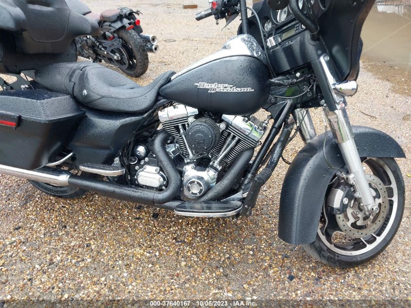 2013 HARLEY-DAVIDSON FLHX STREET GLIDE - 1HD1KBM13DB668753