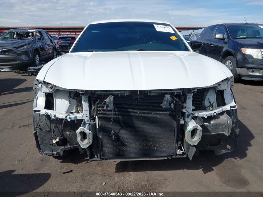 VIN 2C3CDXJGXJH207552 2018 DODGE CHARGER GT