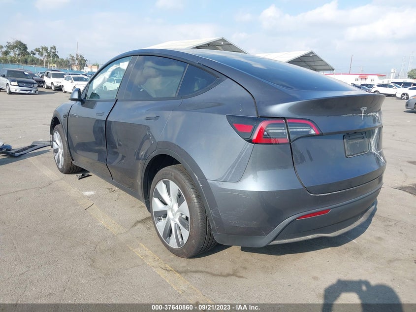 VIN 7SAYGDEF8PA049302 2023 TESLA MODEL Y