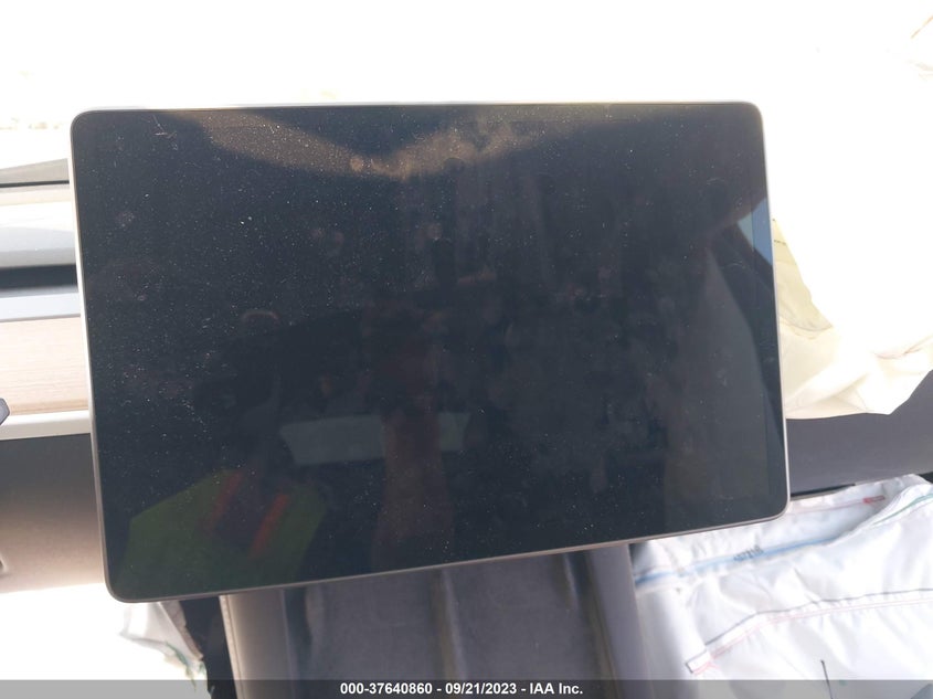 VIN 7SAYGDEF8PA049302 2023 TESLA MODEL Y