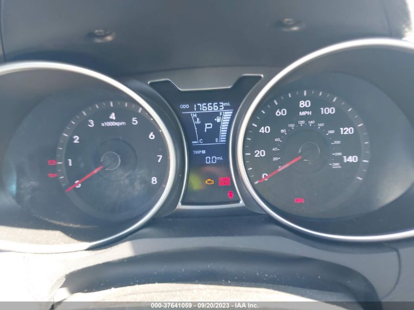 2013 HYUNDAI VELOSTER W/BLACK INT - KMHTC6AD8DU098942