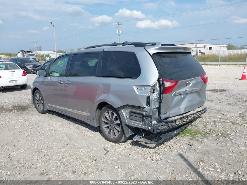 VIN 5TDYZ3DC9JS960043 2018 TOYOTA SIENNA XLE/XLE PREMIUM/LIMITED/L