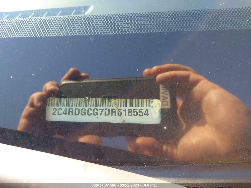 2013 DODGE GRAND CARAVAN SXT - 2C4RDGCG7DR618554