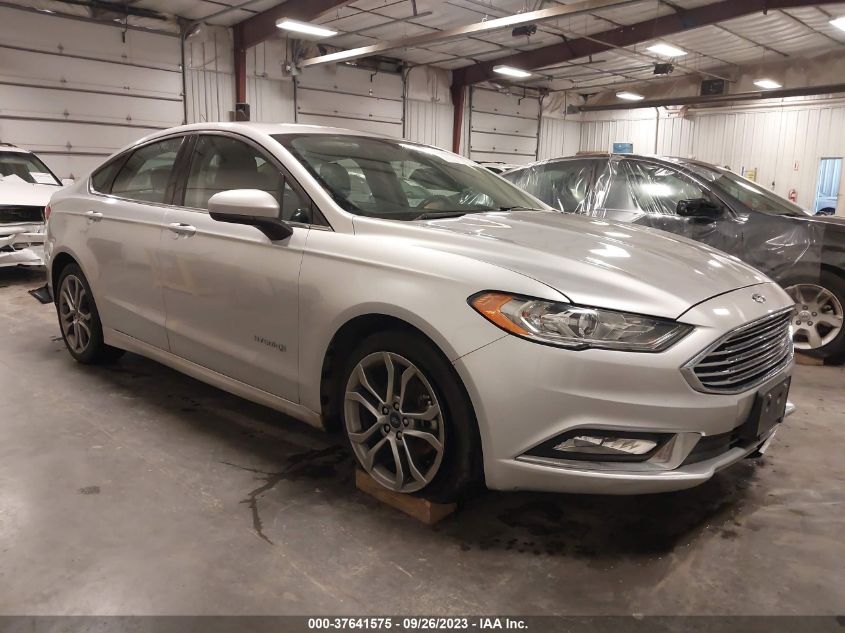 3FA6P0LU3HR265405 2017 FORD FUSION, photo no. 1