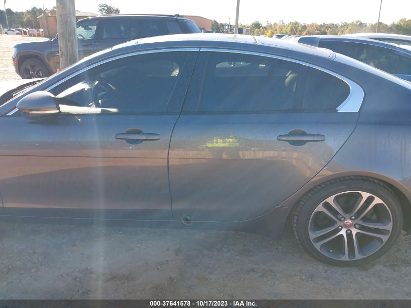 2017 JAGUAR XE PREMIUM - SAJAJ4BV6HA962831