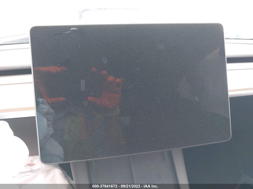 VIN 7SAYGDEE6NF491518 2022 TESLA MODEL Y LONG RANGE